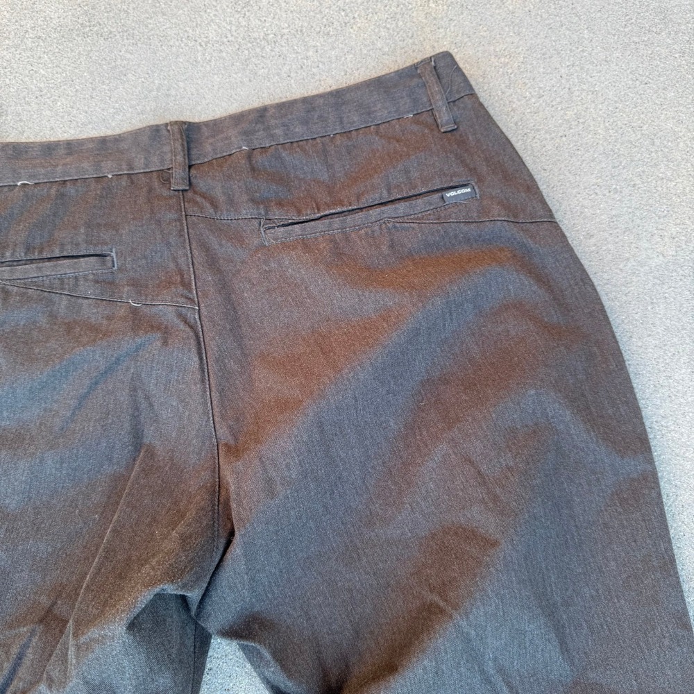 Volcom Frickin Modern Fit Chino Pants Men 36 Gray Charcoal Heather Skate Casual‎ - Picture 10 of 10